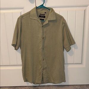 Kenneth Cole Men's Casual Olive Button-Down Shirt